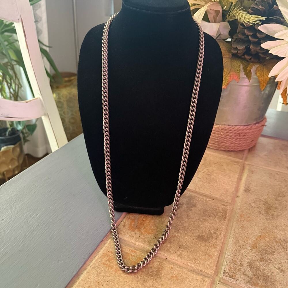 Sabika Long Chainlink Necklace Winter 2021